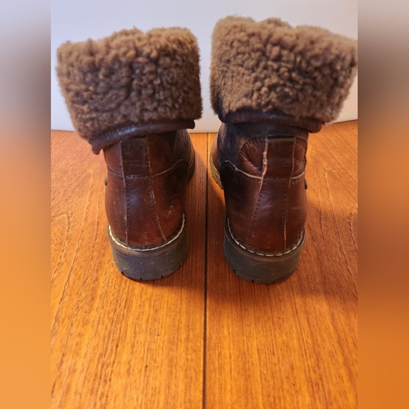 Pajar Leather Women's Boots - Picture 2 of 13